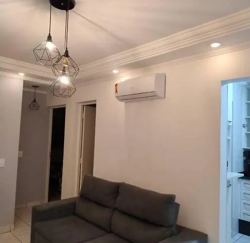 Apto De Facil Localizacao Com Ar Condicionado!